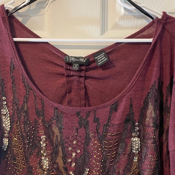 Miss Me Size Medium Deep Red Long Sleeve Top - Picture 3 of 12